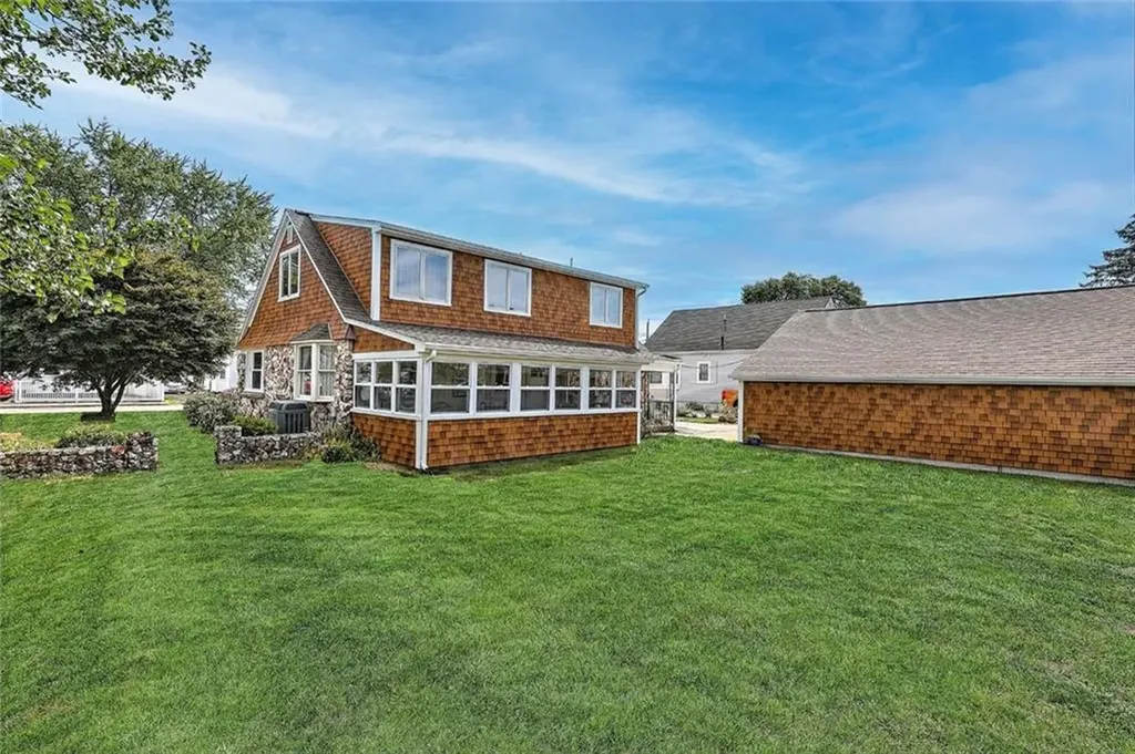 310 Pullen Avenue Pawtucket RI 02861