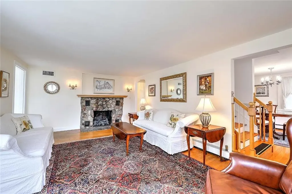 310 Pullen Avenue Pawtucket RI 02861