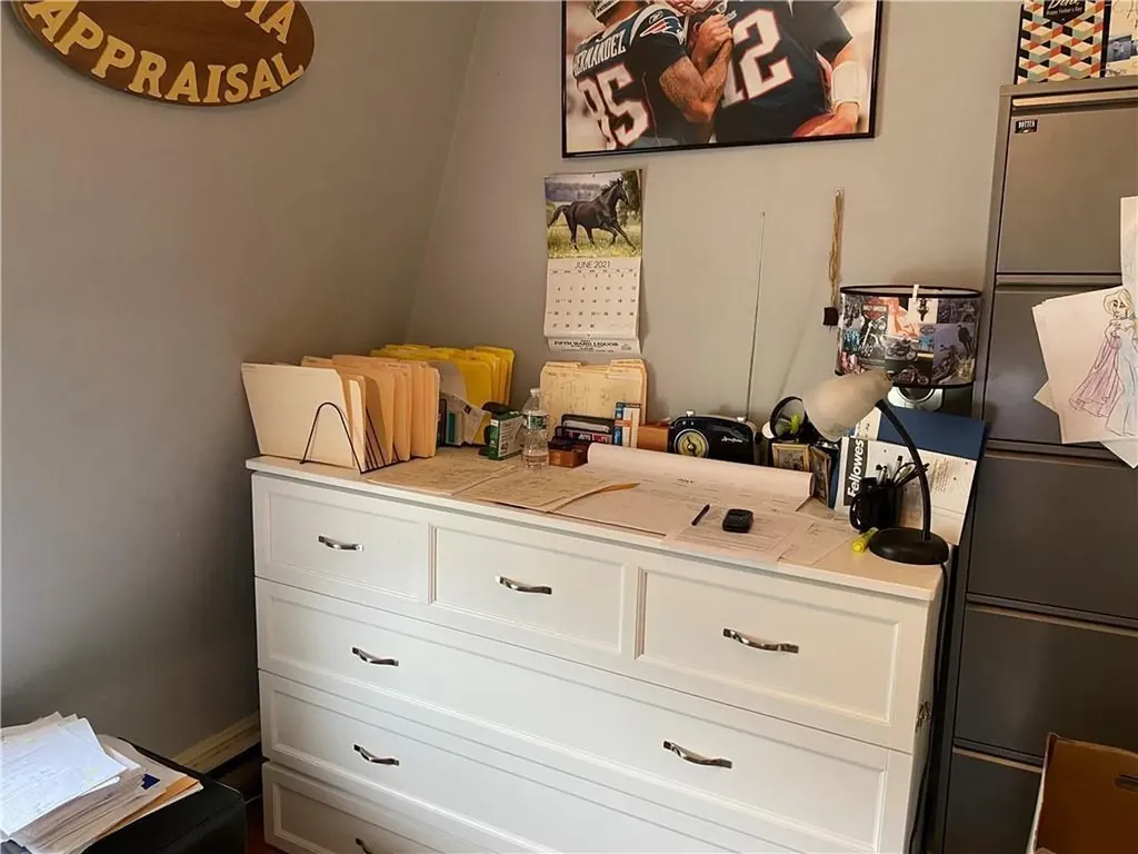 4 Hammond Street Newport RI 02840