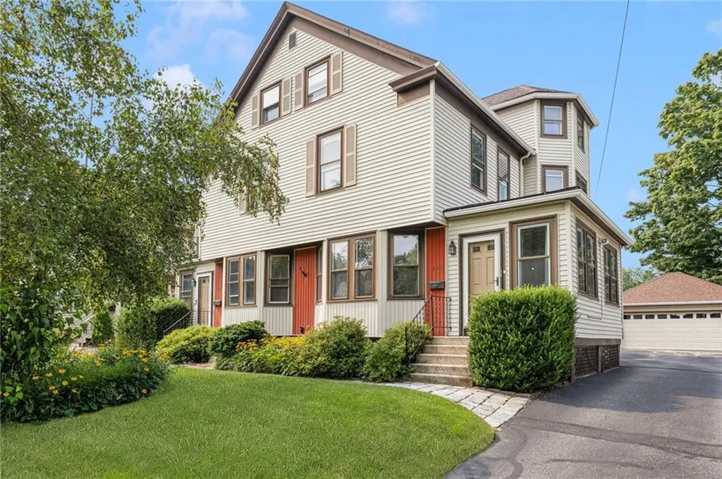 169 Columbia Avenue Cranston RI 02905