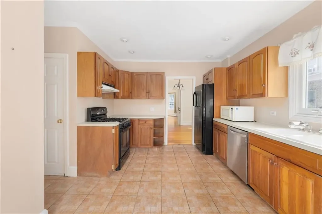 169 Columbia Avenue Cranston RI 02905