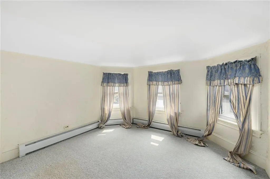169 Columbia Avenue Cranston RI 02905