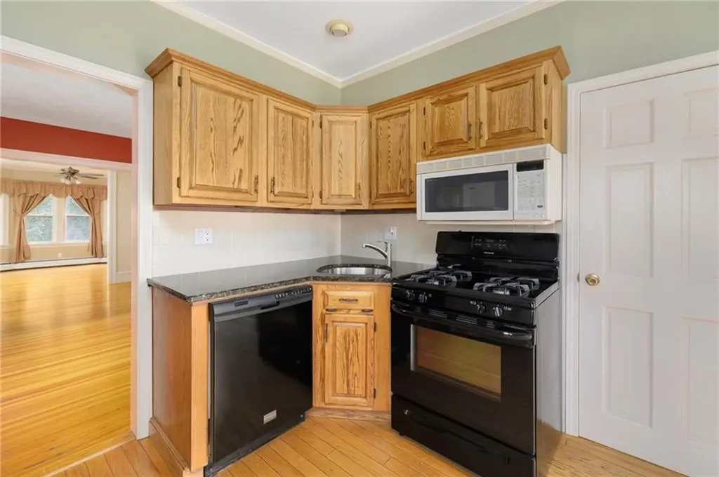 169 Columbia Avenue Cranston RI 02905