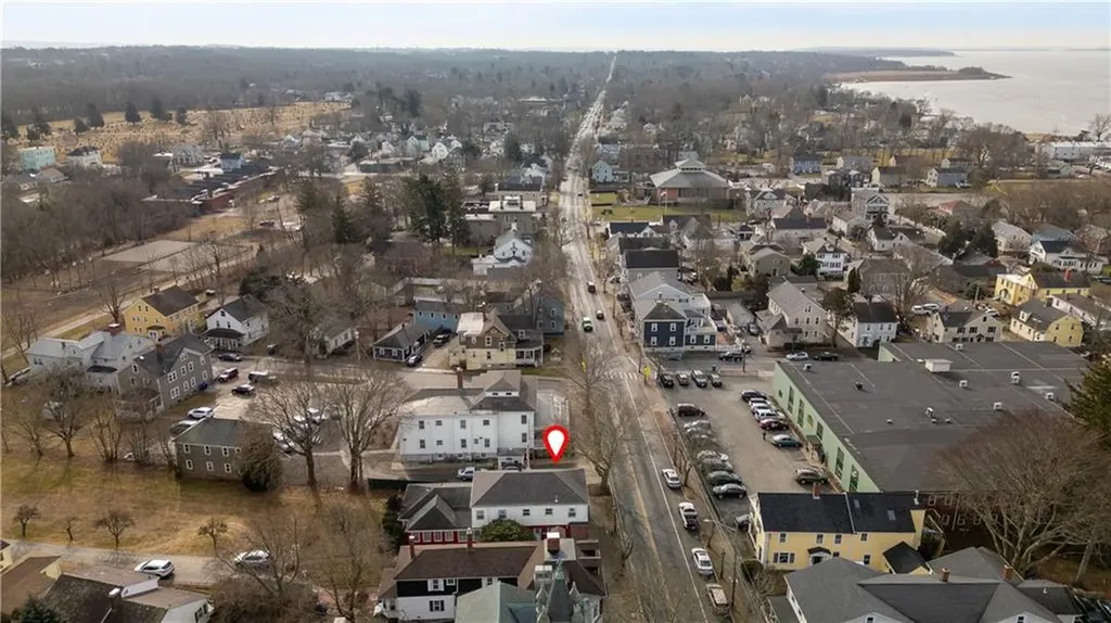 546 Main Street Warren RI 02885