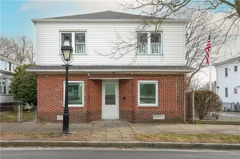 546 Main Street Warren RI 02885