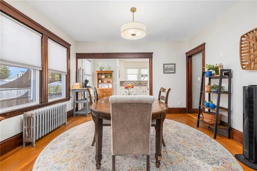 46 Windsor Road Pawtucket RI 02861