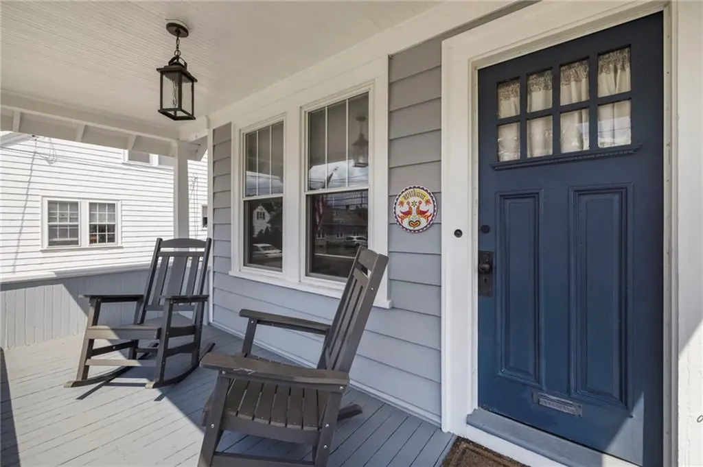 46 Windsor Road Pawtucket RI 02861