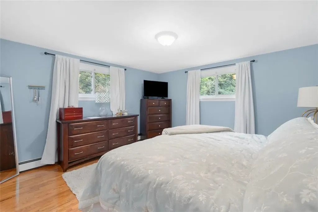 1906 Old Louisquisset Pike Lincoln RI 02865