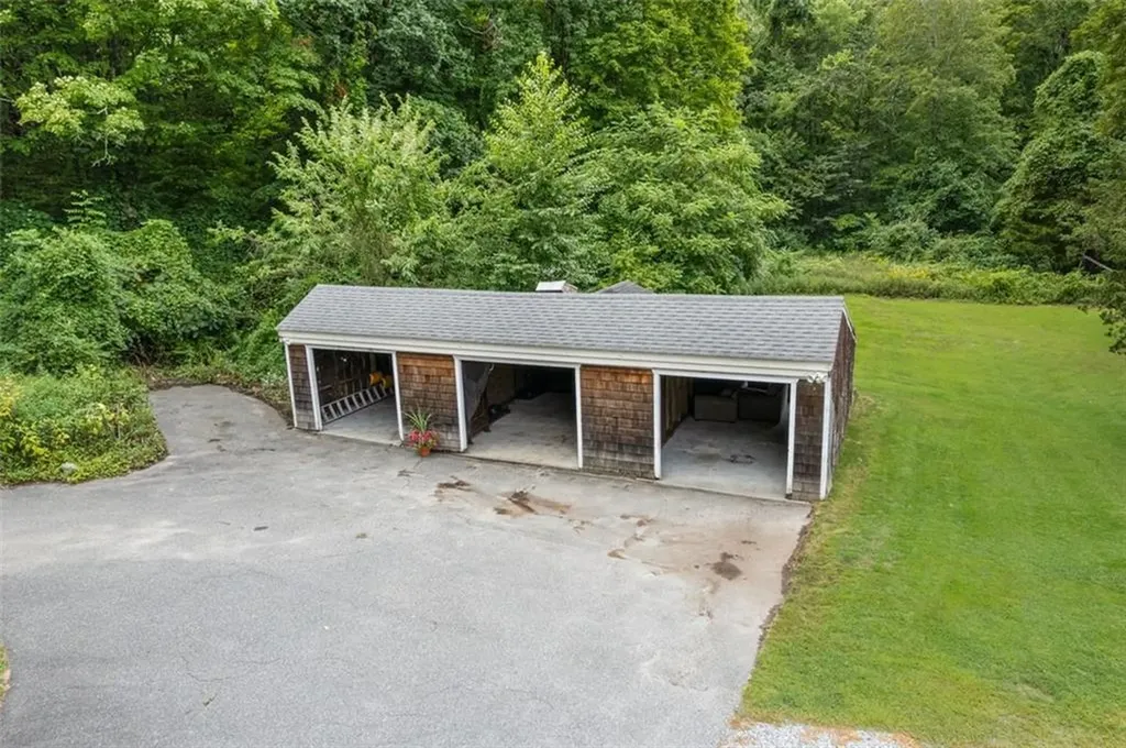 1906 Old Louisquisset Pike Lincoln RI 02865