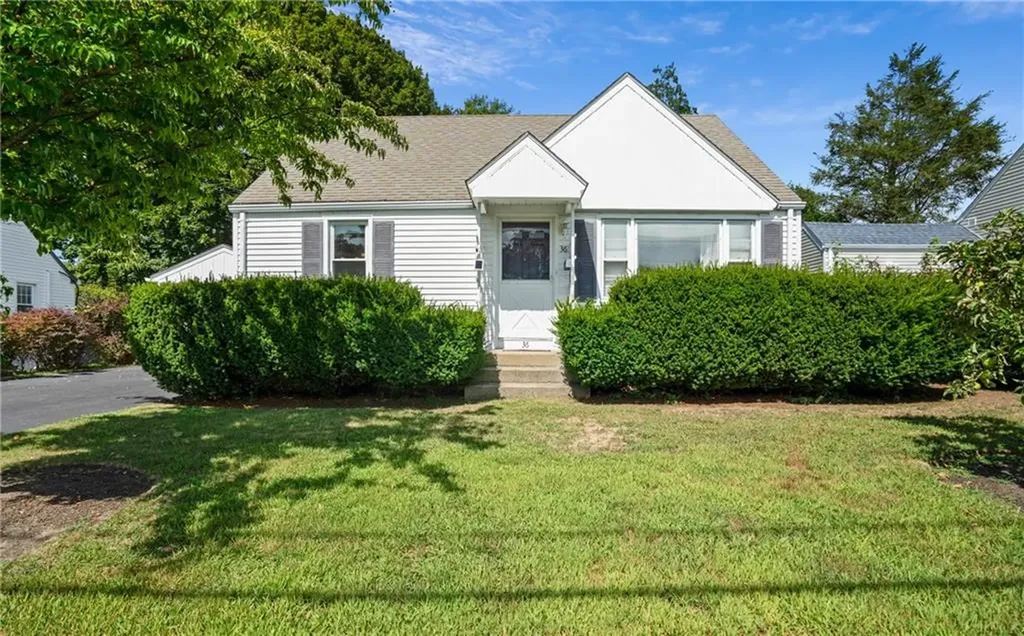 36 Westhill Drive Cranston RI 02920