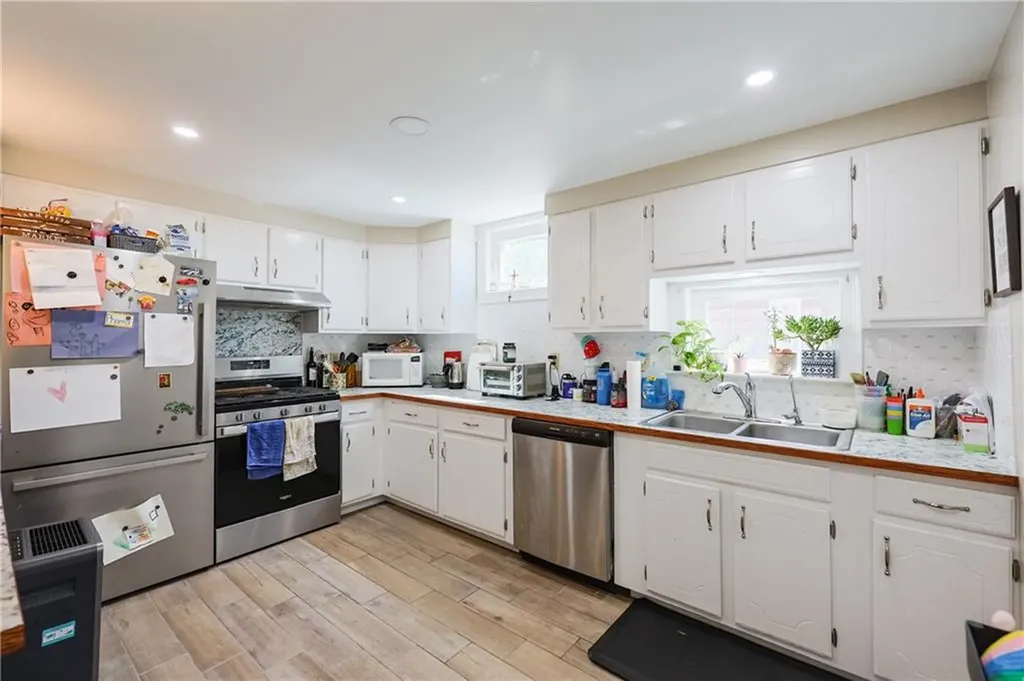 8 Lawrence Street Cumberland RI 02864
