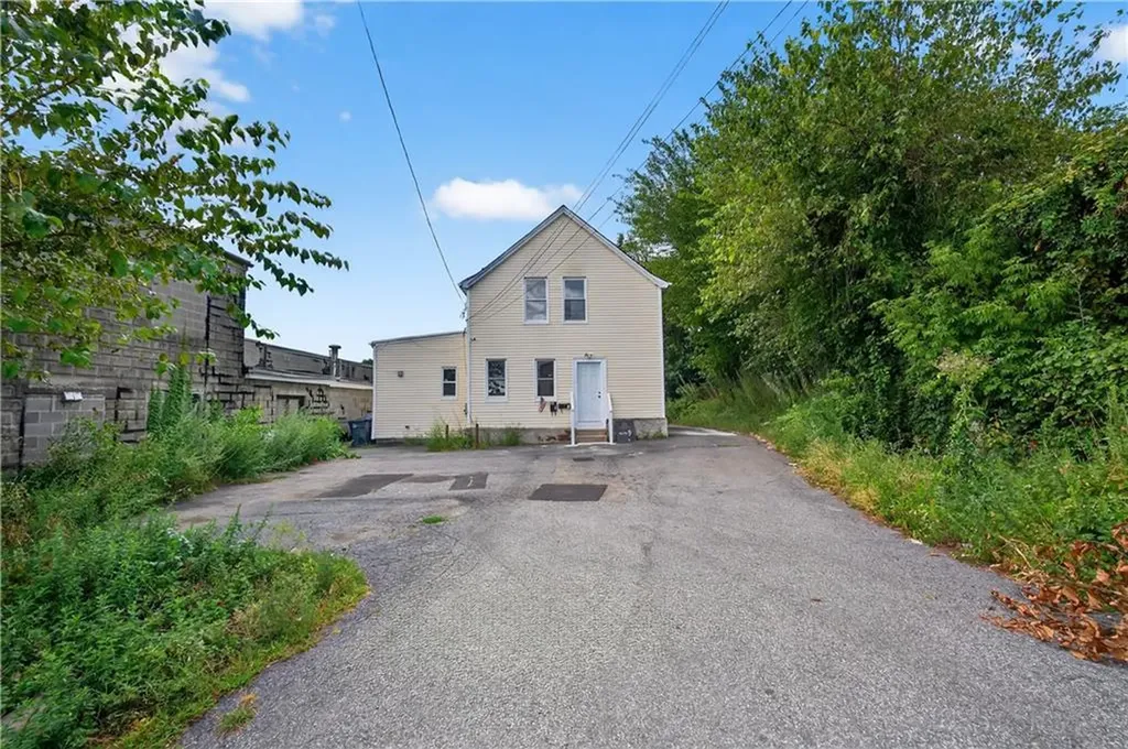 12 Edward Street Providence RI 02904