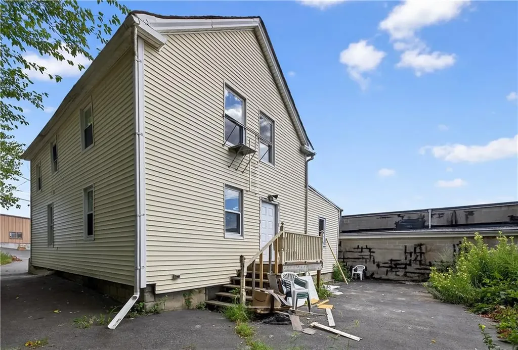 12 Edward Street Providence RI 02904
