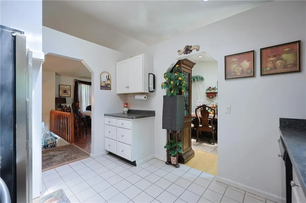 52 Urquhart Street Cranston RI 02920