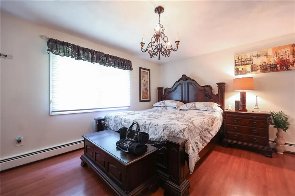 52 Urquhart Street Cranston RI 02920