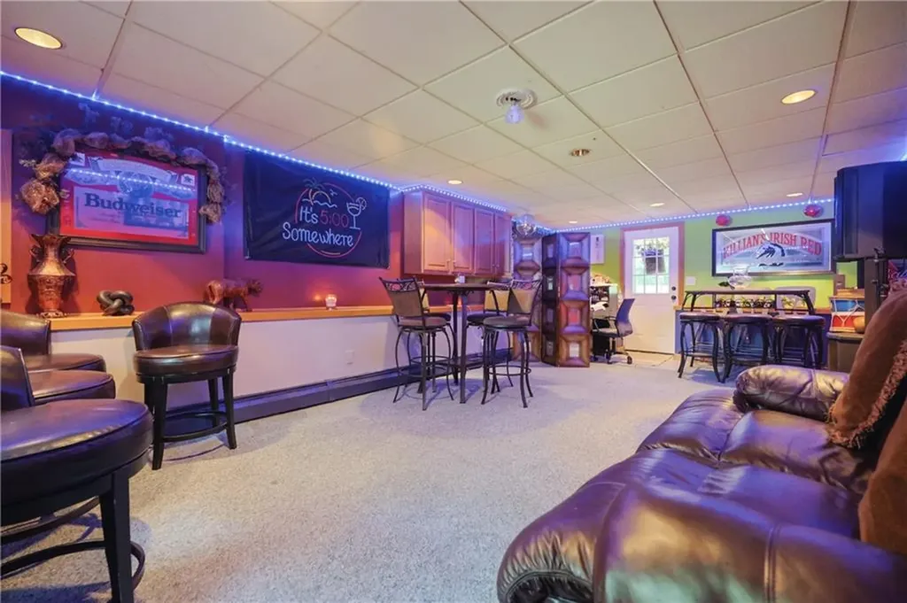 52 Urquhart Street Cranston RI 02920