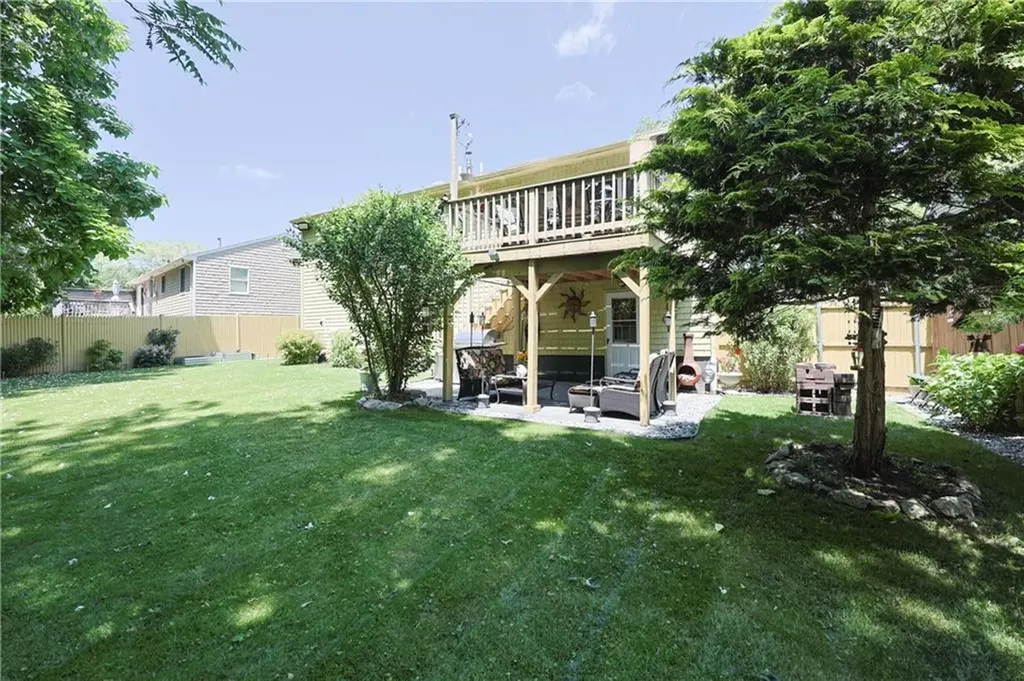 52 Urquhart Street Cranston RI 02920