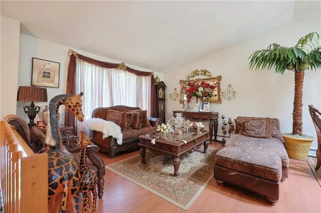 52 Urquhart Street Cranston RI 02920