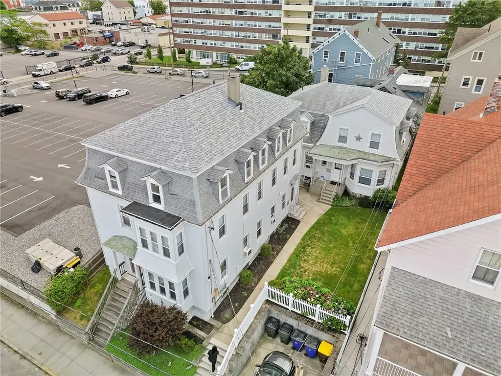 48 Ridge Street Fall River MA 02721