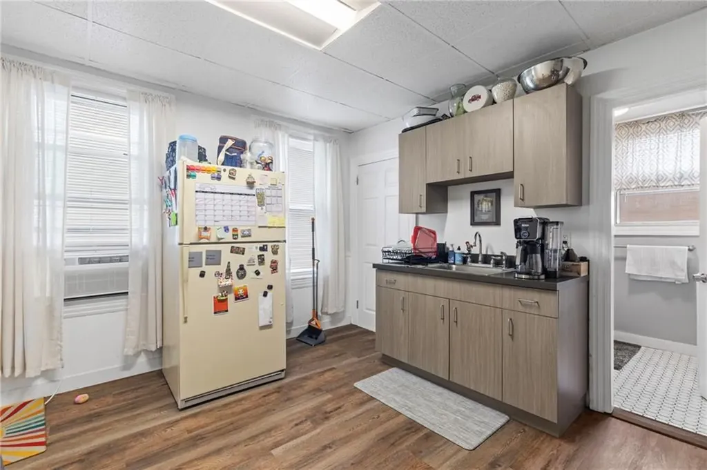 48 Ridge Street Fall River MA 02721