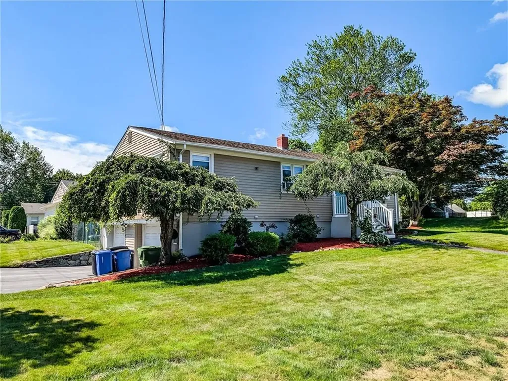 24 Cedar Street Johnston RI 02919
