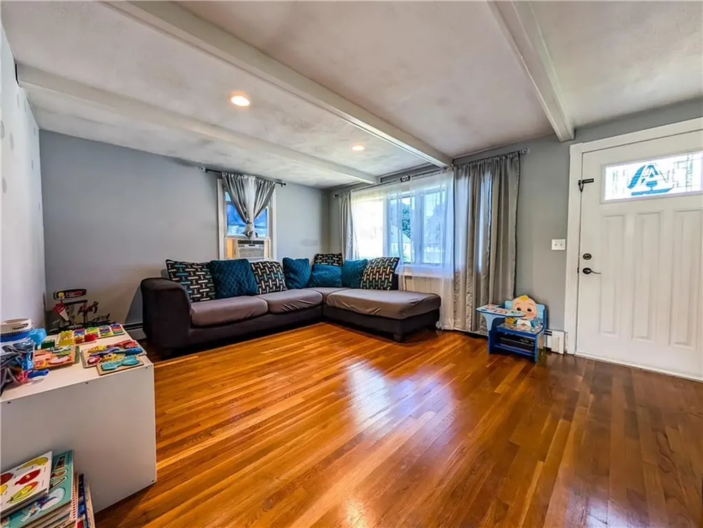 24 Cedar Street Johnston RI 02919