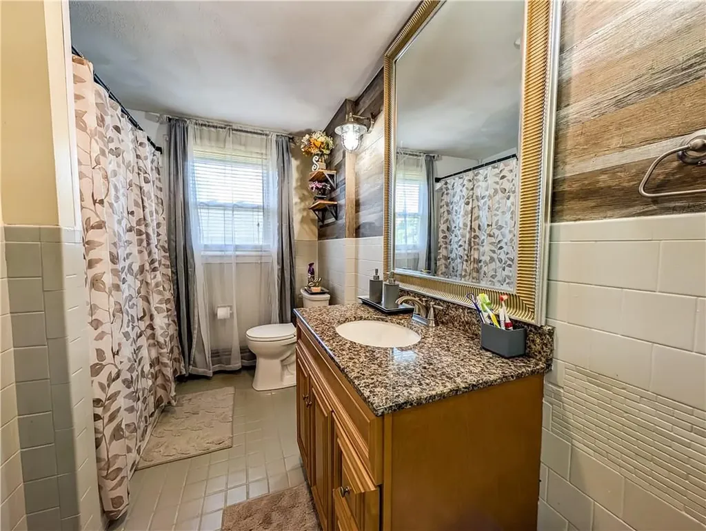 24 Cedar Street Johnston RI 02919