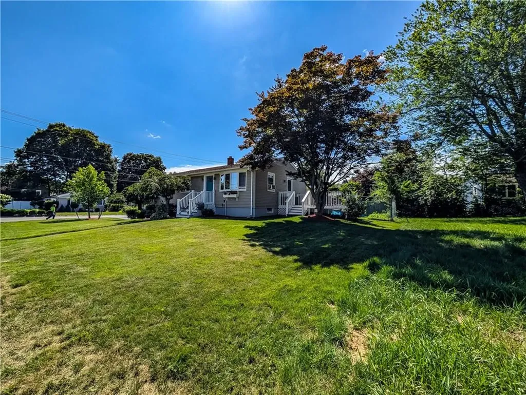24 Cedar Street Johnston RI 02919