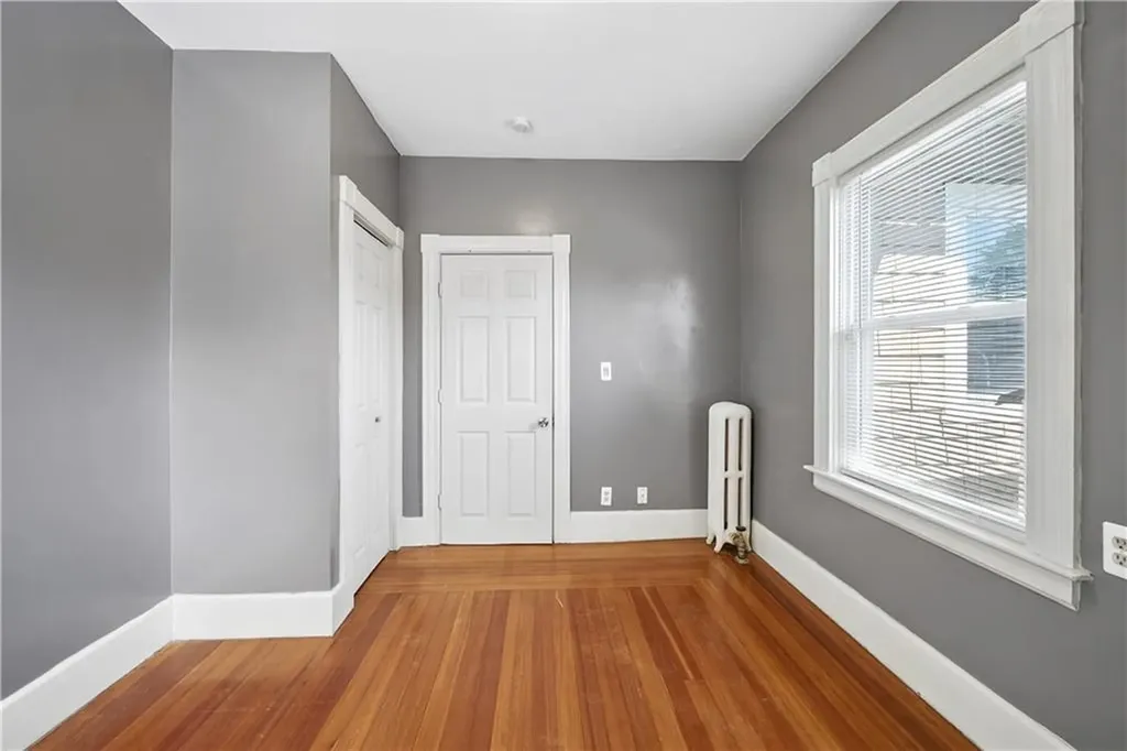 168 Rutherglen Avenue Providence RI 02907