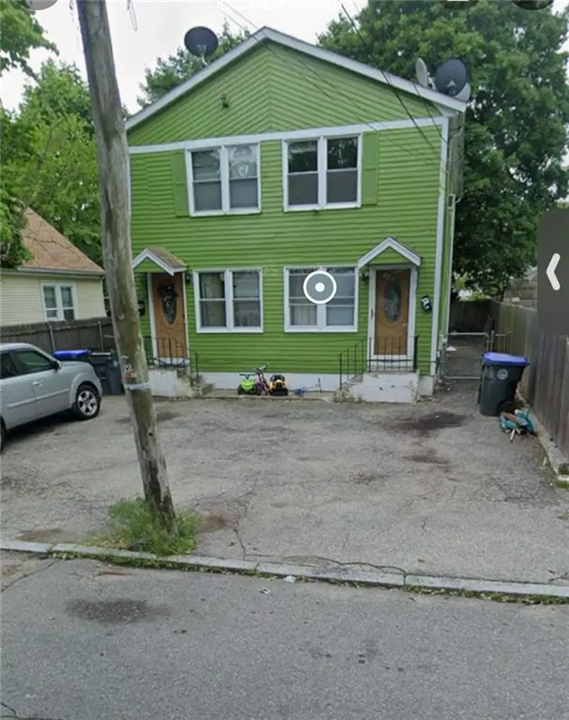 140 Moorefield Street Providence RI 02909