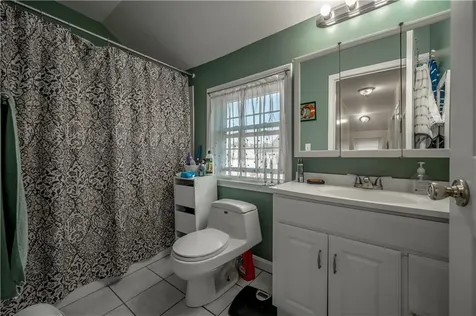 8 Arnold Avenue Lincoln RI 02865