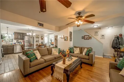 8 Arnold Avenue Lincoln RI 02865