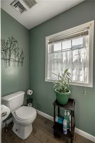 8 Arnold Avenue Lincoln RI 02865