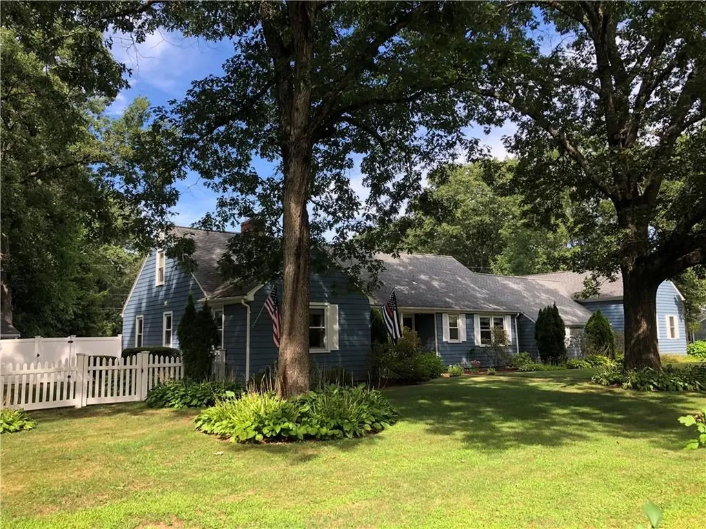 27 Birchwood Drive Cumberland RI 02864