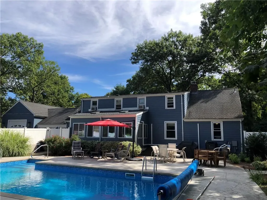 27 Birchwood Drive Cumberland RI 02864
