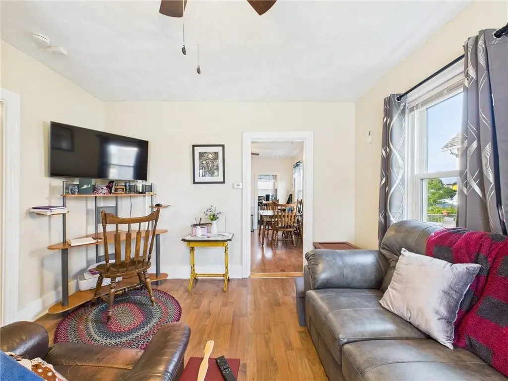 19 Remington Street Warwick RI 02888