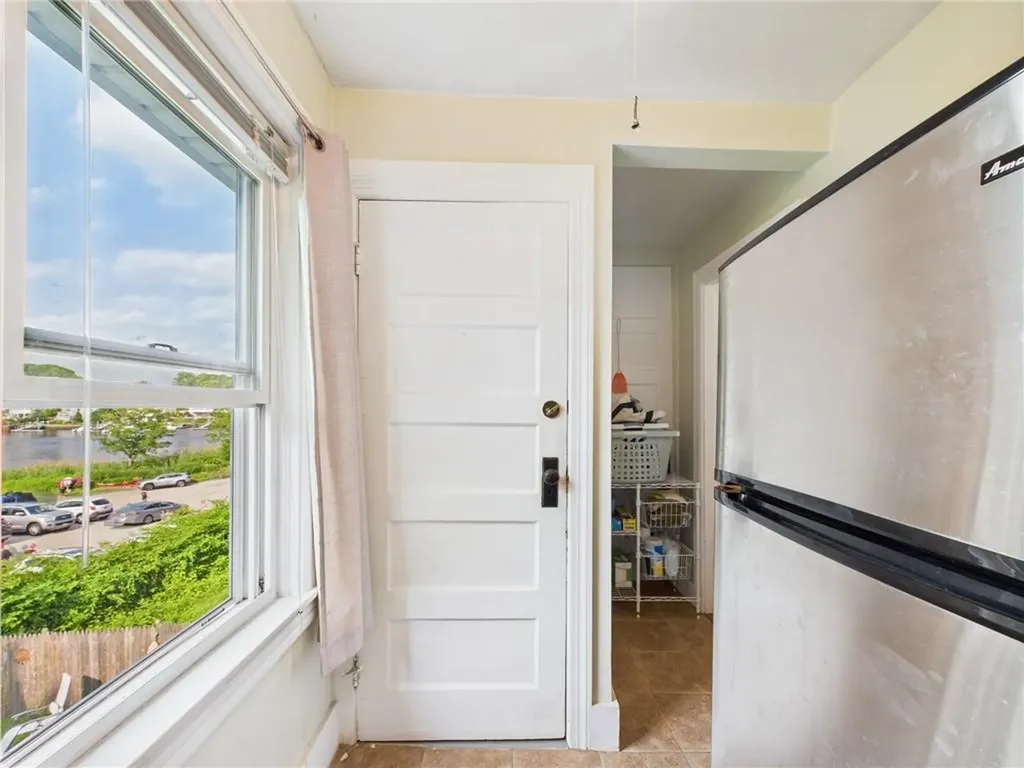 19 Remington Street Warwick RI 02888