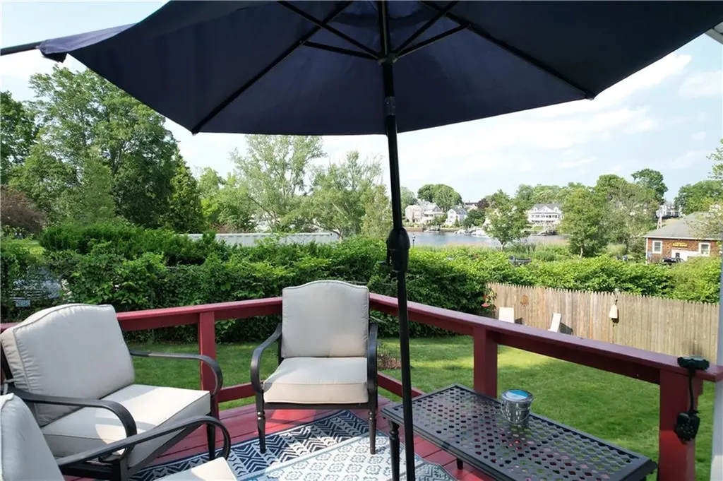 19 Remington Street Warwick RI 02888