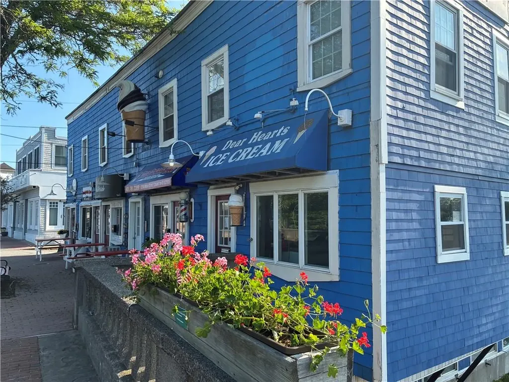 19 Remington Street Warwick RI 02888