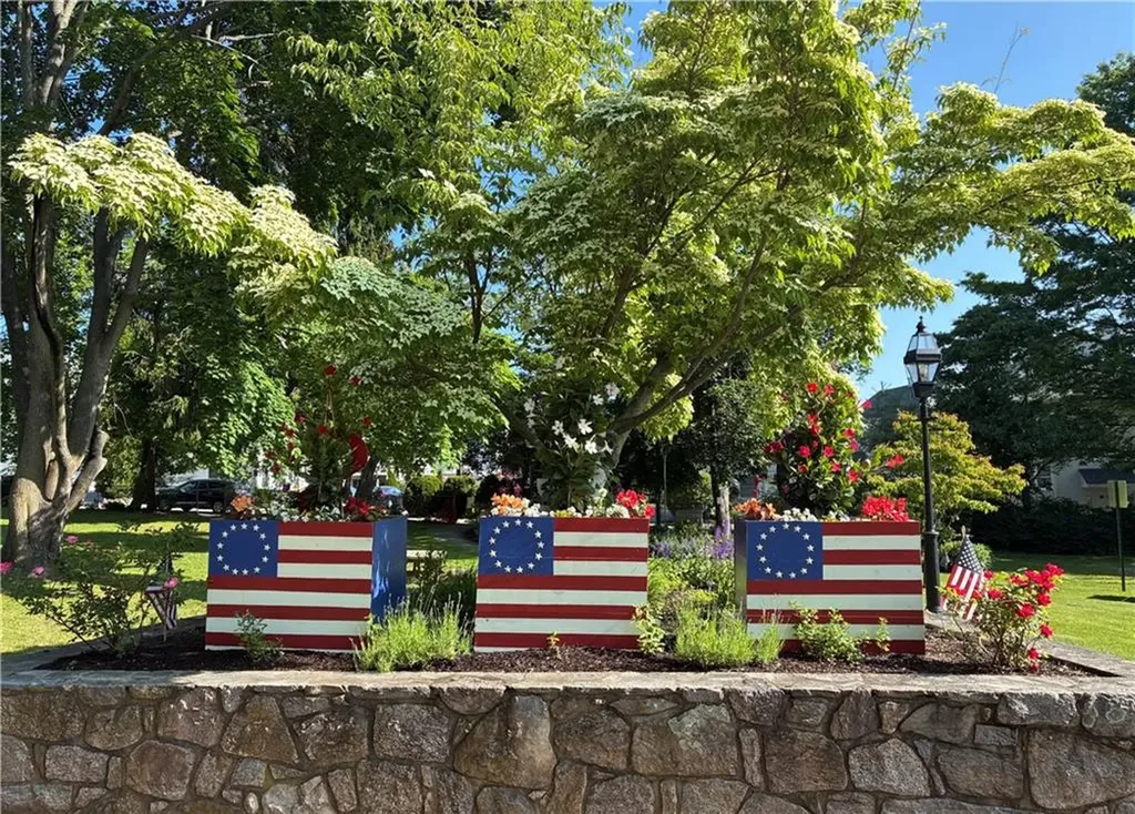 19 Remington Street Warwick RI 02888