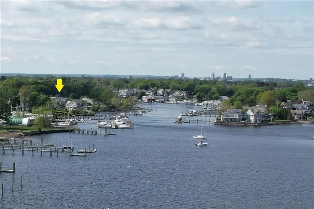 19 Remington Street Warwick RI 02888