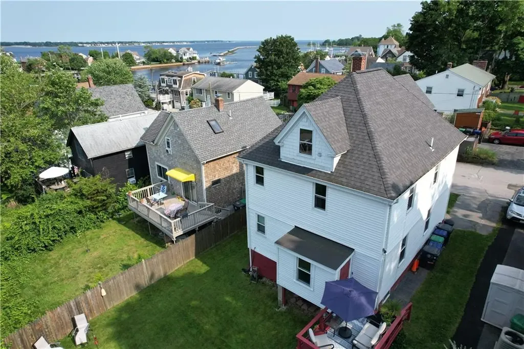 19 Remington Street Warwick RI 02888