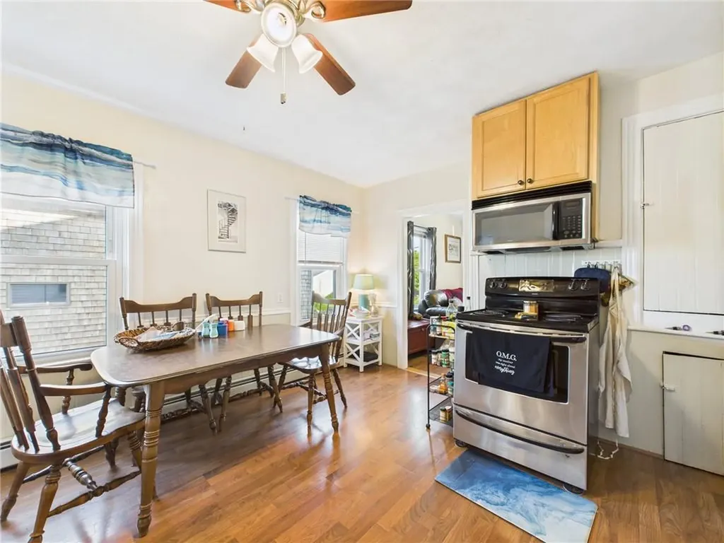 19 Remington Street Warwick RI 02888