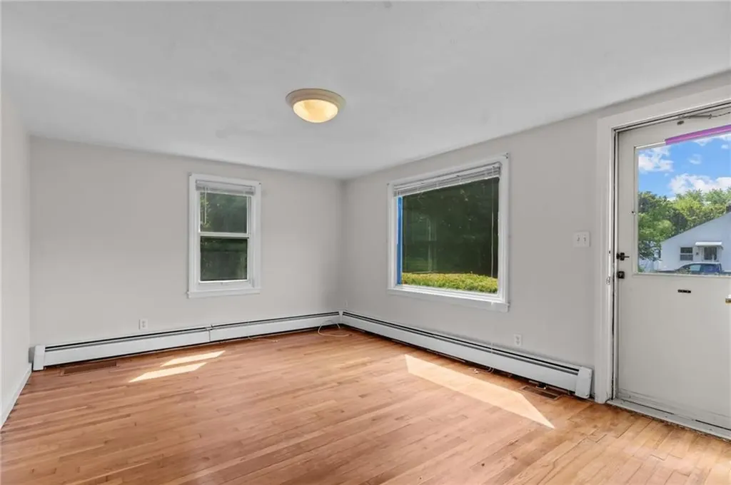 5 Sweetwater Road Warwick RI 02889