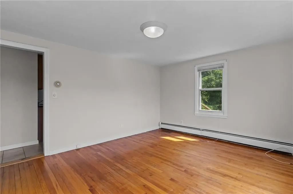 5 Sweetwater Road Warwick RI 02889