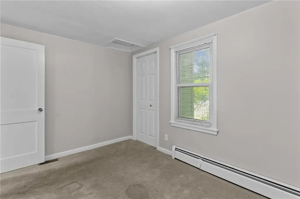 5 Sweetwater Road Warwick RI 02889