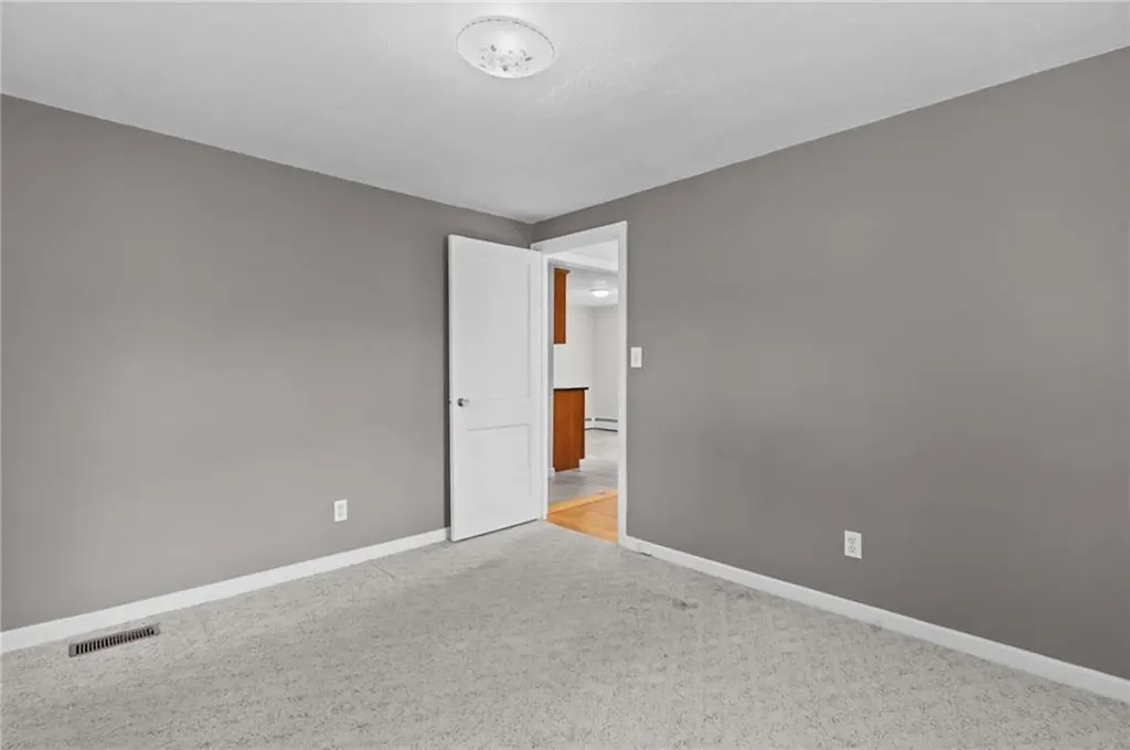 5 Sweetwater Road Warwick RI 02889