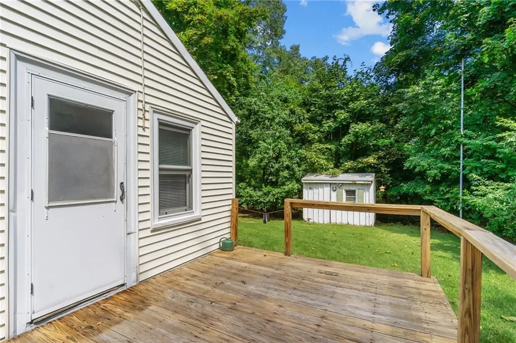 5 Sweetwater Road Warwick RI 02889