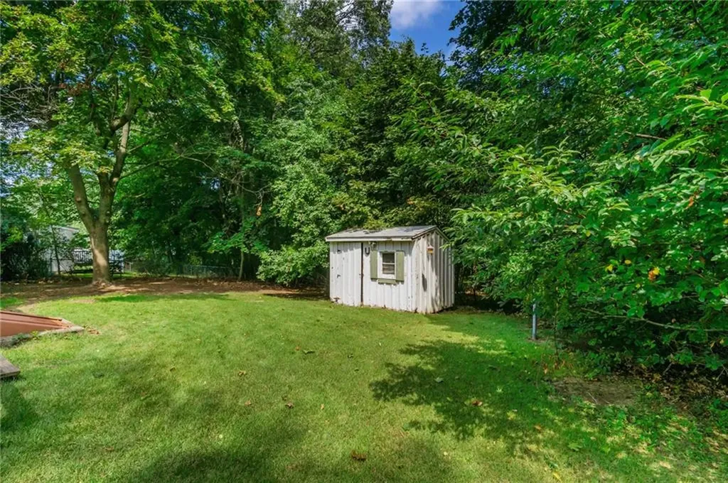 5 Sweetwater Road Warwick RI 02889