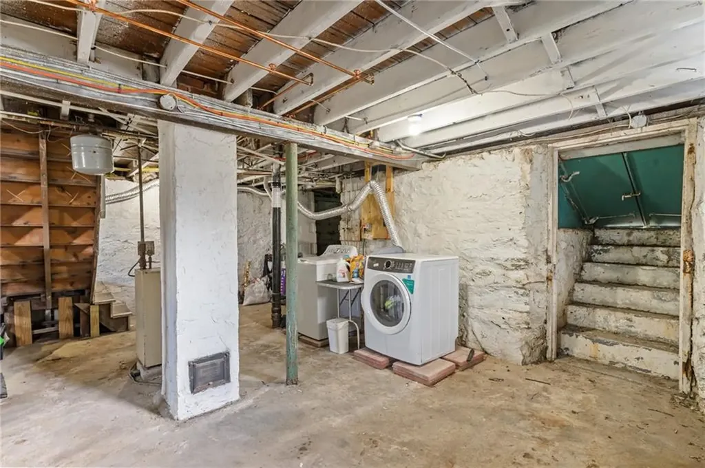 109 Cady Street Woonsocket RI 02895